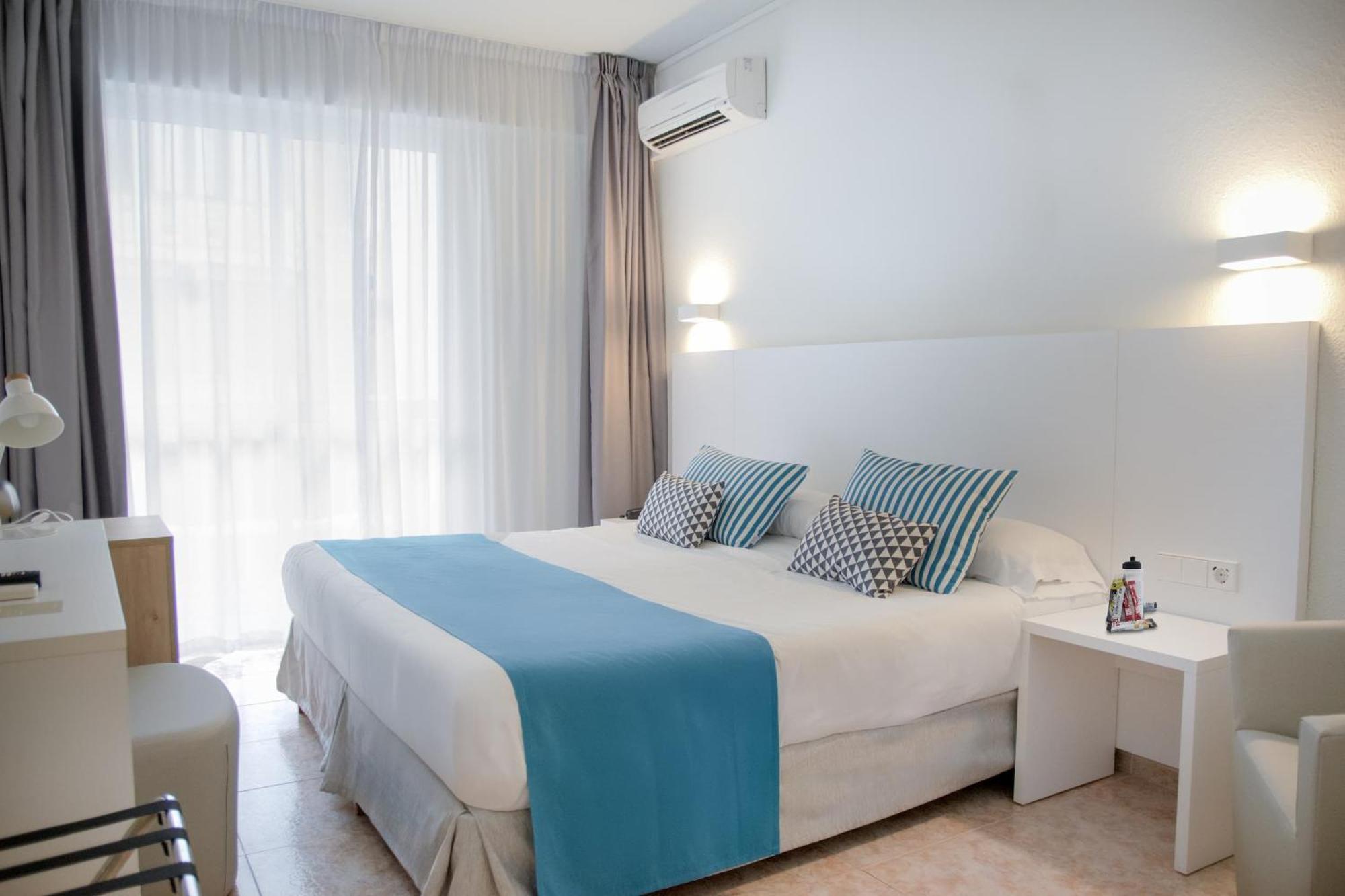 Bluesea Piscis - Adults Only Hotel Пуерто де ла Аркудия Екстериор снимка