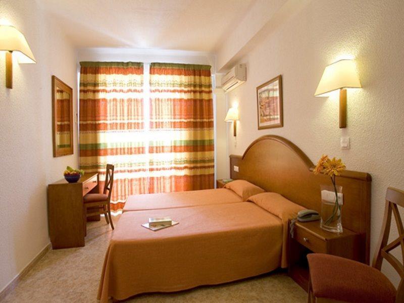 Bluesea Piscis - Adults Only Hotel Пуерто де ла Аркудия Екстериор снимка